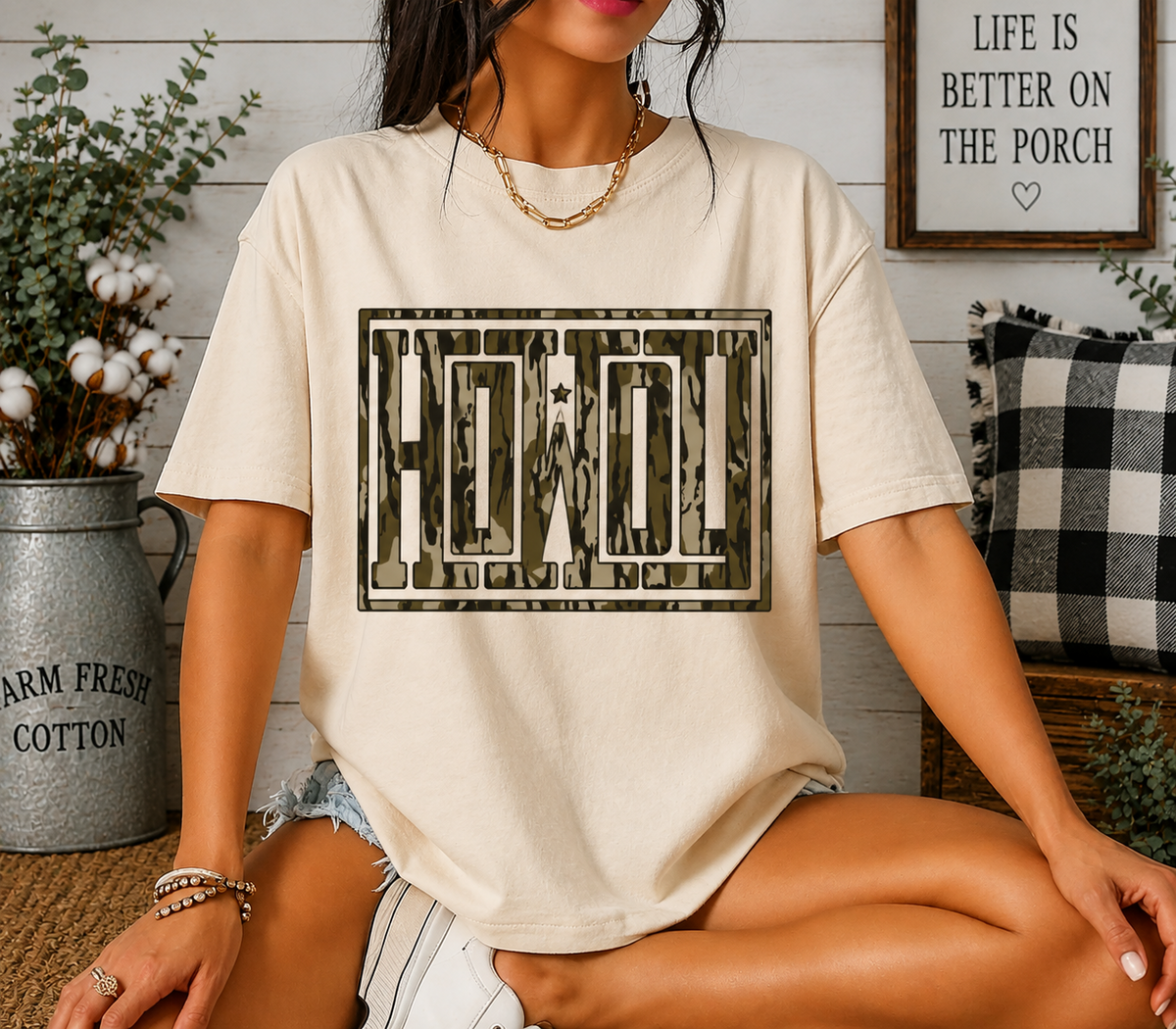 Howdy Camo Western Graphic T-Shirt